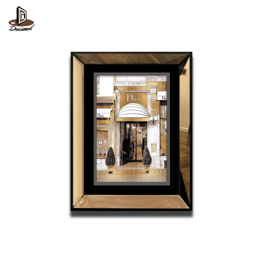 Tranh Khung Gương Trà Store Door Dior