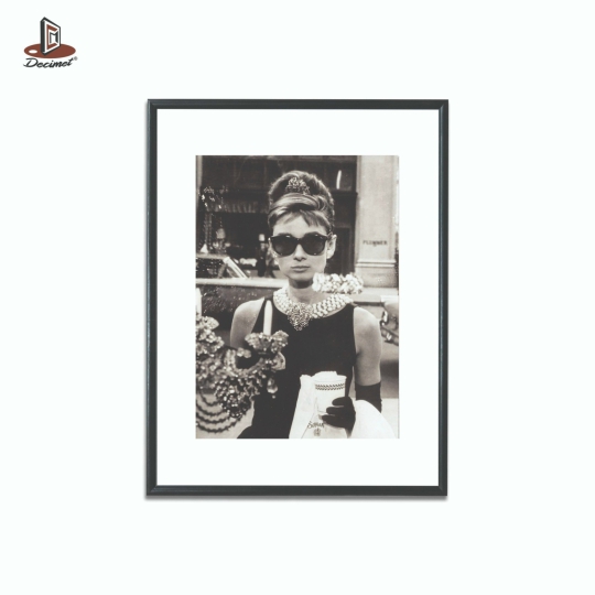 Tranh Khung Composite Đen Mỏng Audrey Hepburn BW Portrait #1