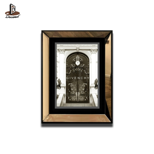 Tranh Khung Gương Trà Door Givenchy Black White 