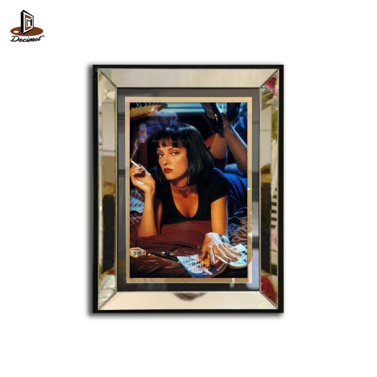 Tranh Khung Gương Bạc Uma Thurman Is Mia Pulp Fiction