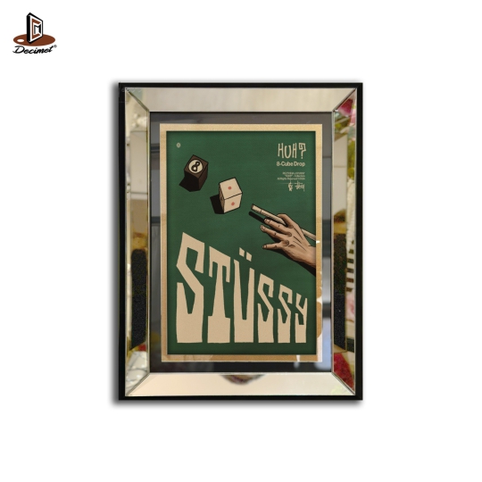 Tranh Khung Gương Bạc Stussy